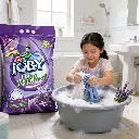 jimeng-2025-12-10-3059-年轻妈妈在明亮的卫生间手洗衣服，旁边放着一袋 JOBY Extra Perfum....webp